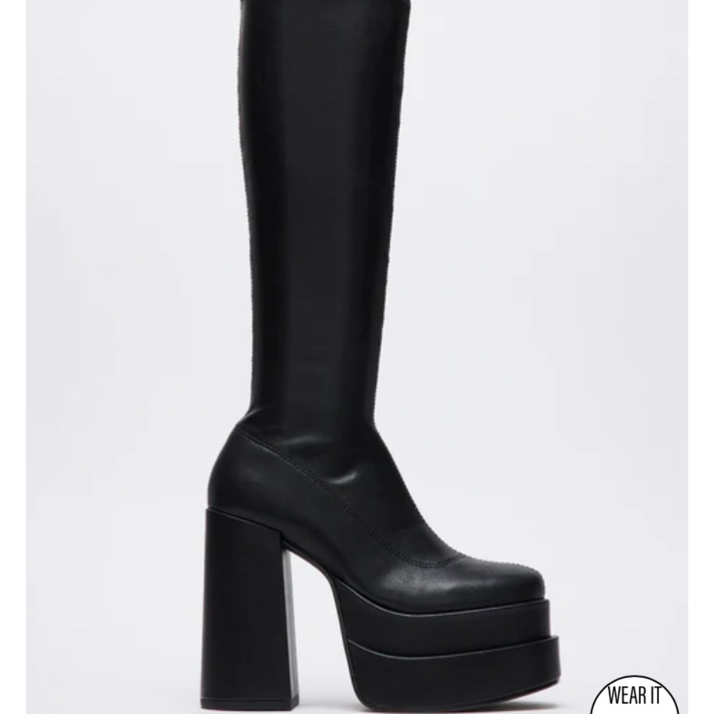 Steve Madden Cypress Black boots